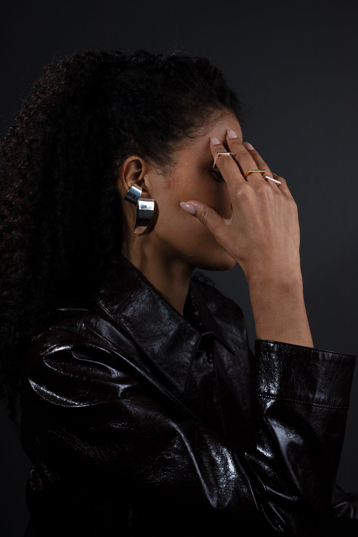 ANTU SILVER EARRINGS